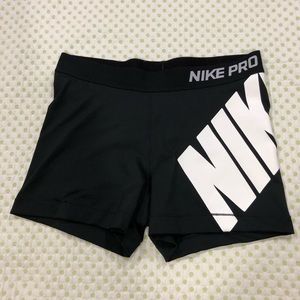 NIKE PRO WOMENS BLACK ATHLETIC SHORTS SIZE LARGE